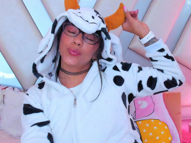 Amberv - Élő pornó és szexkamera - 21906297