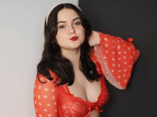 LorettaSant - Live porn &amp; sex cam - 21910389