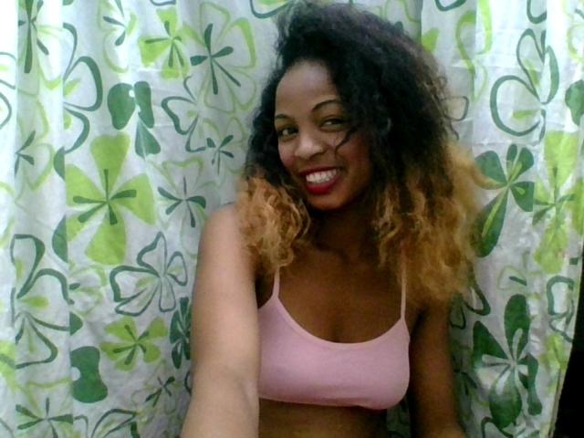 AlexaChan - Live sexe cam - 21910761