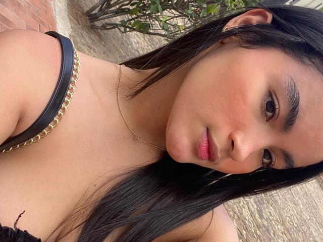 MiiaPalmer - Live porn &amp; sex cam - 21912293