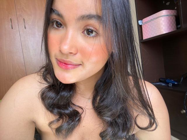 MiiaPalmer - Live porn &amp; sex cam - 21912313