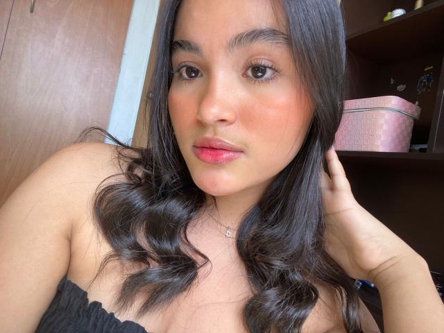 MiiaPalmer - Live porn &amp; sex cam - 21912317