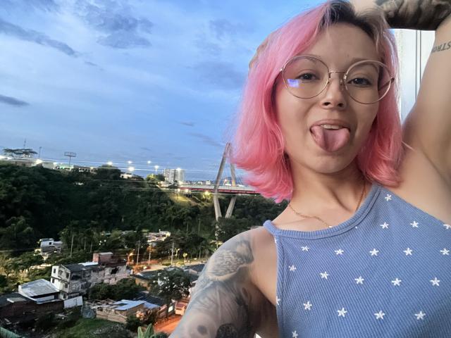 SarahRousen - Live porn &amp; sex cam - 21913029