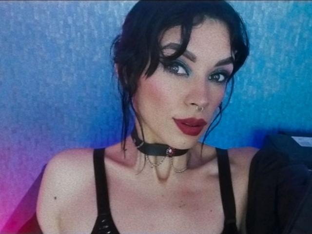IvanaFetish - Live Sex Cam - 21913181