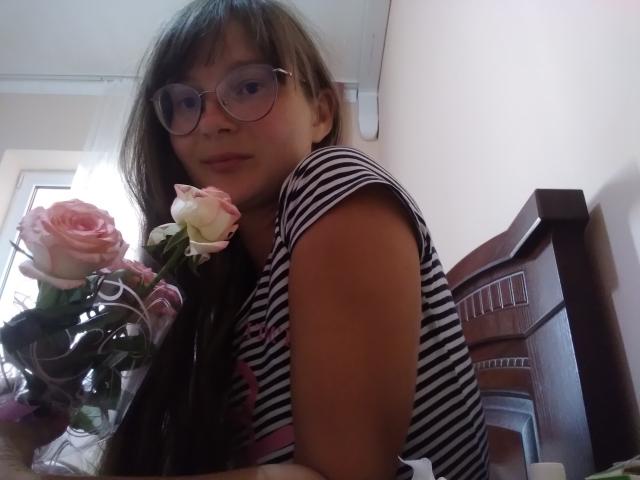 KiraGoldens - 라이브 포르노 &amp; 섹스 캠 - 21918461