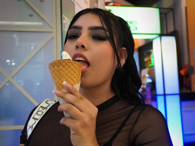 HannaLorens - Sexe cam en vivo - 21919141