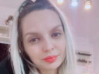 DouceAmelia - Live porn &amp; sex cam - 21922597