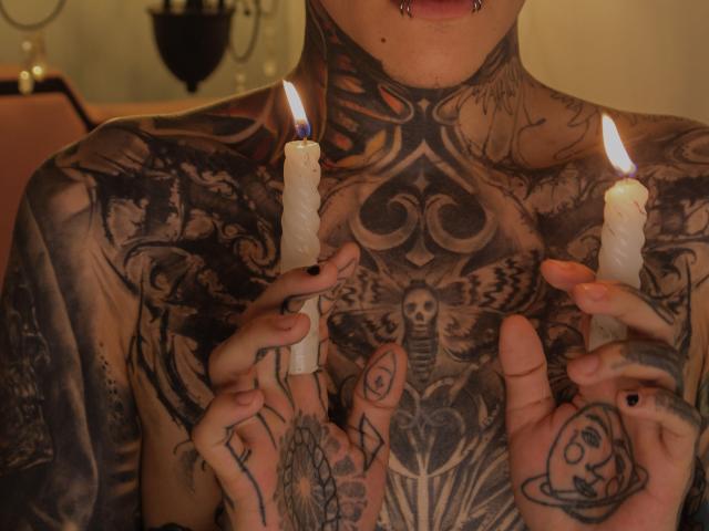 MadInkman - Live sex cam - 21924885
