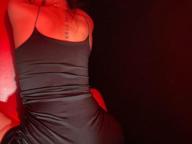 IsabellaKellis - Live porn &amp; sex cam - 21926025