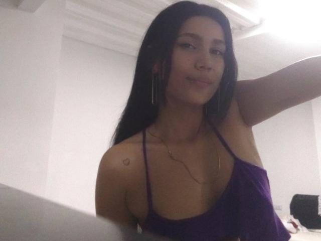 KataleyaMansson - Live porn &amp; sex cam - 21932745