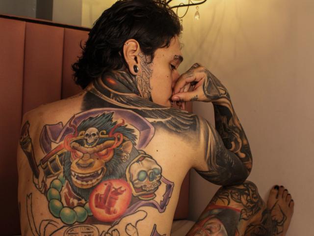MadInkman - Live Sex Cam - 21937221