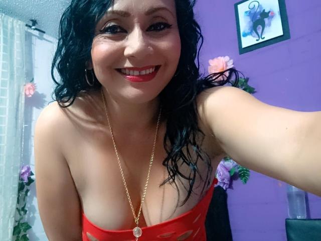 Zaria69 - Live Sex Cam - 21940709