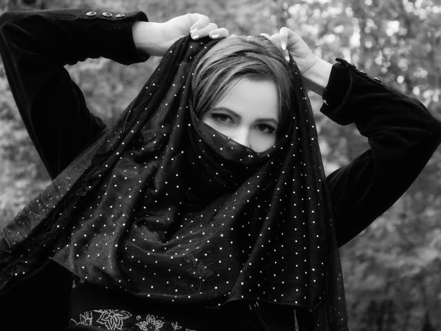 LadyHellena - Sexe cam en vivo - 21945345