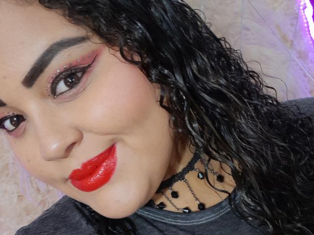 MelannieCarter - Live Sex Cam - 21945793