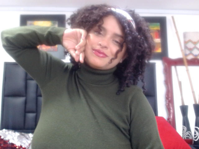 TaylorDwan - Live porn &amp; sex cam - 21954009