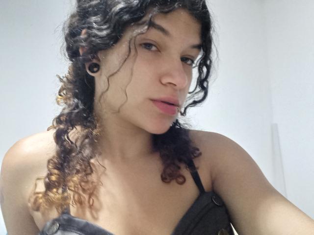 WendyBeckettX - Live porn &amp; sex cam - 21954553