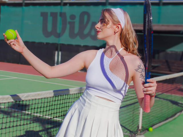 AdeleClifford - Live porn &amp; sex cam - 21956733