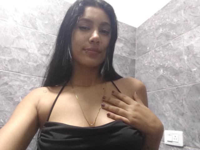 KataleyaMansson - Live porn &amp; sex cam - 21965321