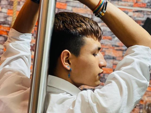 JoshuaScottX - Live sex cam - 21970277