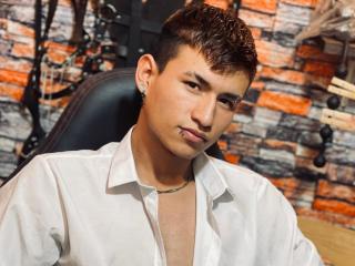 JoshuaScottX - Live Sex Cam - 21970337