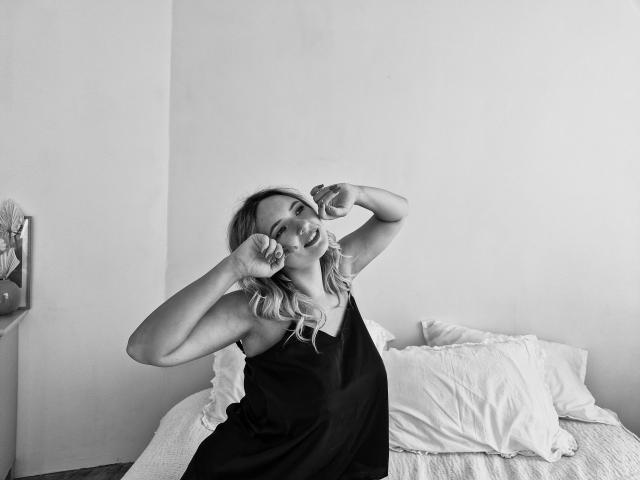 SallyVerda - Live Sex Cam - 21977101