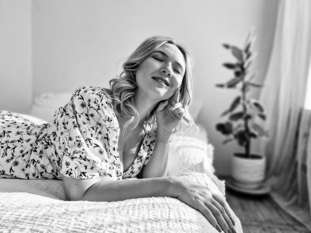 SallyVerda - Live sex cam - 21977361