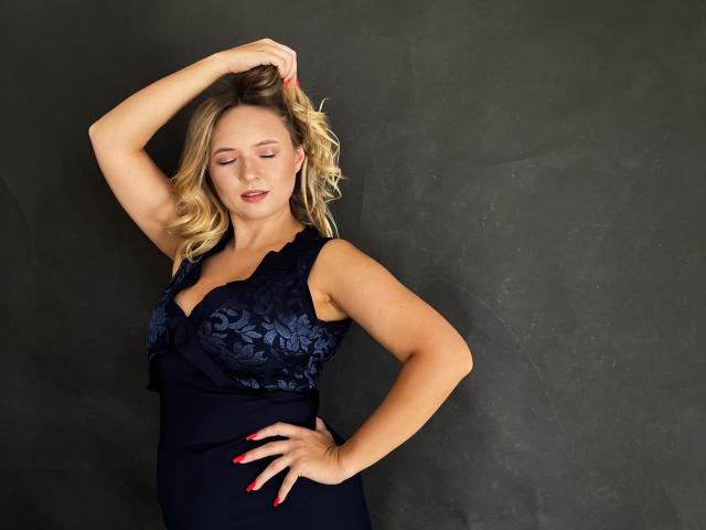 SallyVerda - Live porn &amp; sex cam - 21980533