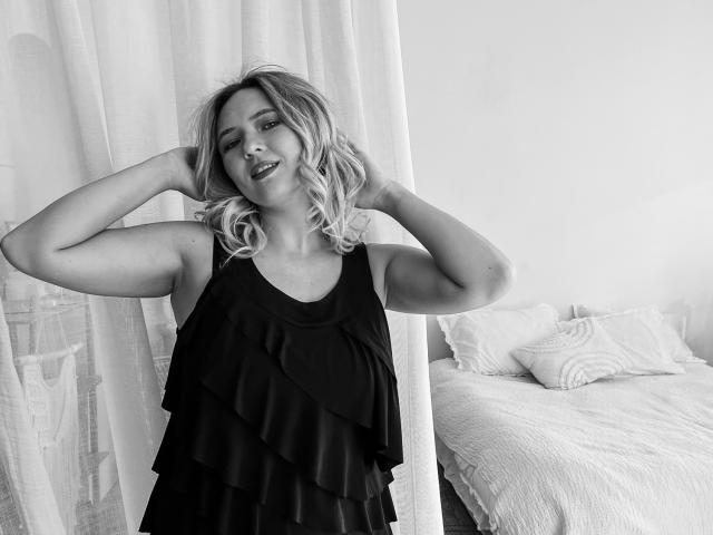 SallyVerda - Live sexe cam - 21980729