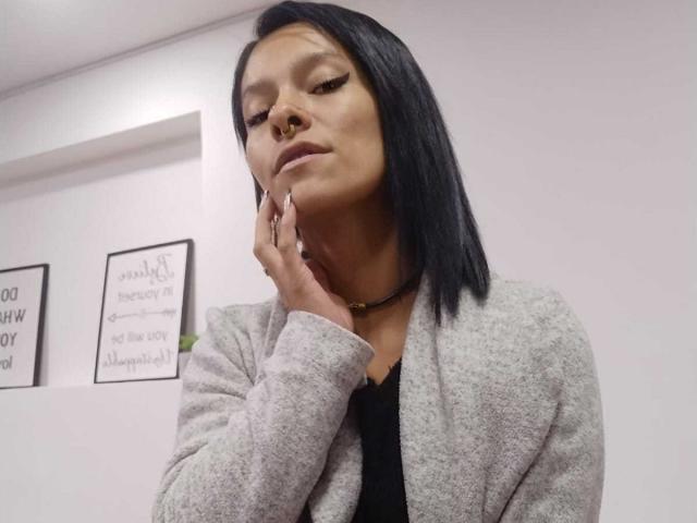 AmelieBlake - Live sex cam - 21982381