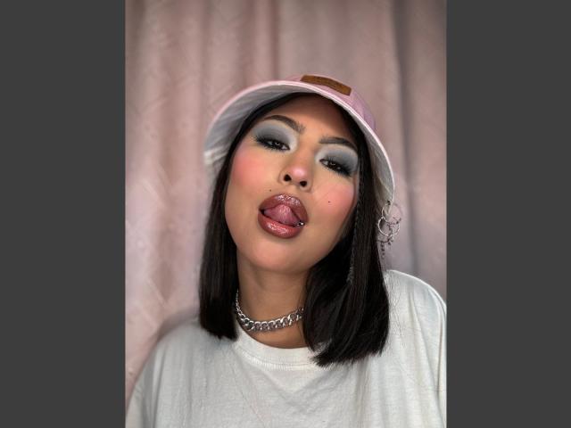 CarlaRusso - Live Sex Cam - 21985621