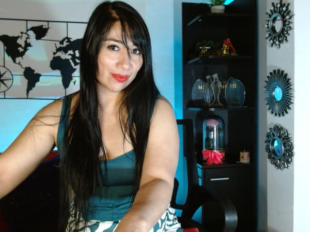 Karimelee - Live sex cam - 21987361