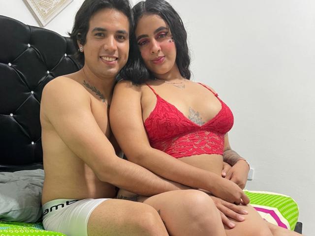 NoemiAndJhon - Live porn &amp; sex cam - 21989285