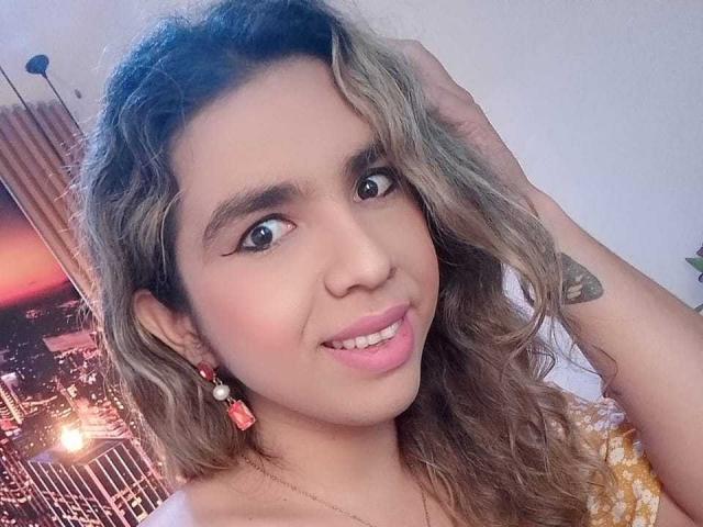 DestinySpencer69 - Live porn &amp; sex cam - 21989321