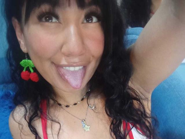 NoahTheas - Live sex cam - 21990333