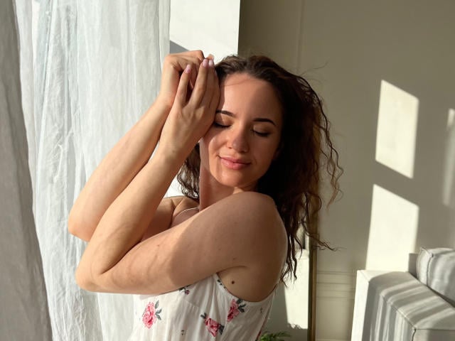 KaraCriegs - Live Sex Cam - 21997013