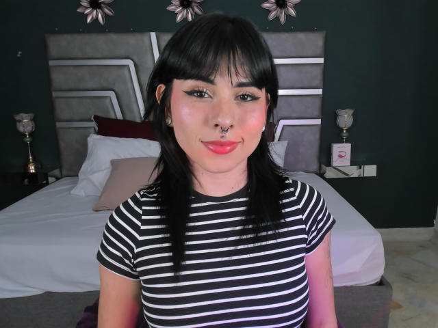 GaiaJonnes - Live Sex Cam - 21999837