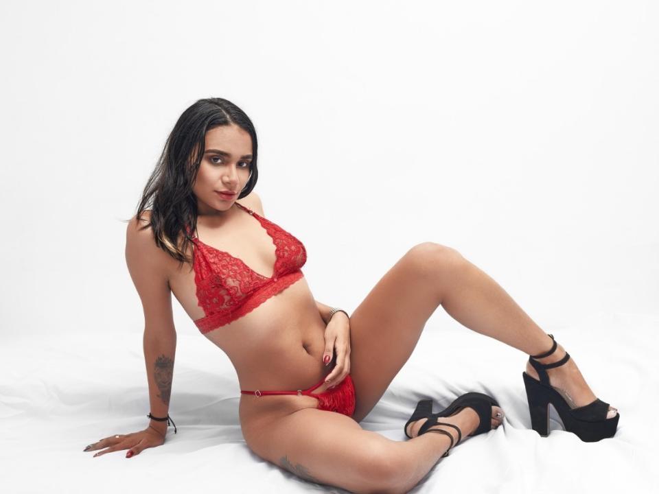 MadissonJhonson - Live sex cam - 22000973