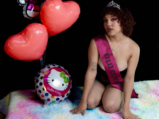 DarlaReese - Sexe cam en vivo - 22002849
