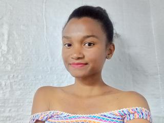 ElbaJolie - Sexe cam en vivo - 22004293