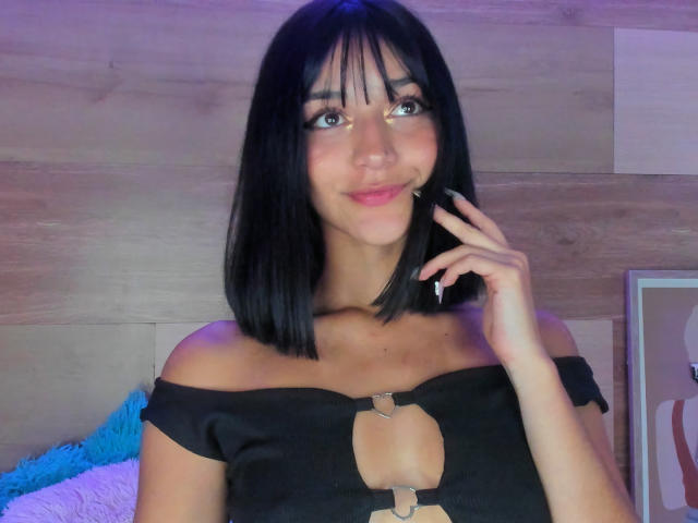 LindaWatsong - Live sexe cam - 22004421