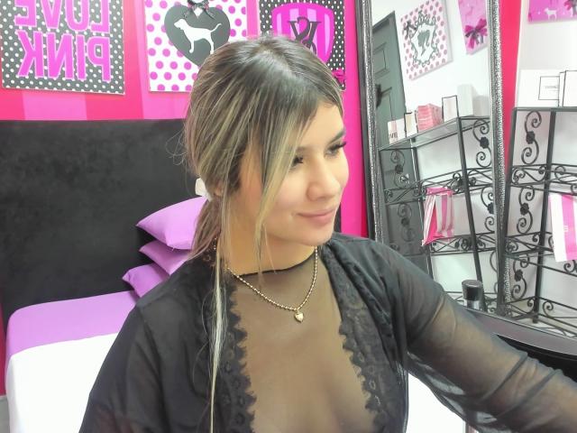SashaPolet - Live sex cam - 22007293