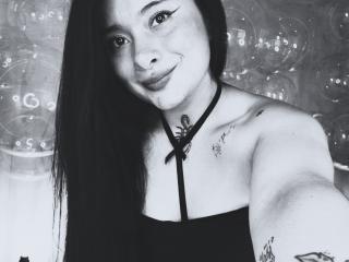 MiluCardenas - Live porn & sex cam - 22008697