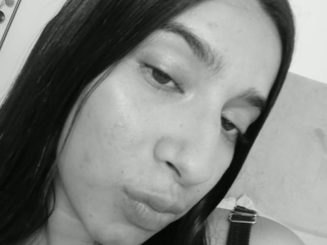 ErikaSweetX - Sexe cam en vivo - 22015989