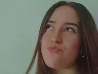 AnaisM - Live sex cam - 22017181