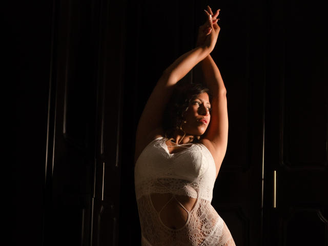 LaurenHills - Live sex cam - 22018093