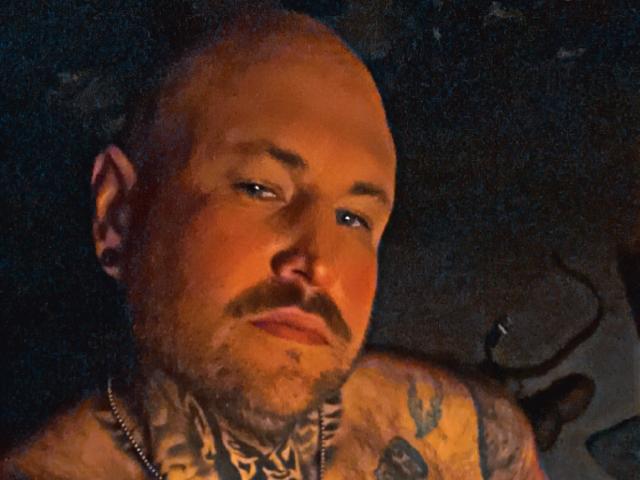 TattedDody - Live Sex Cam - 22022373