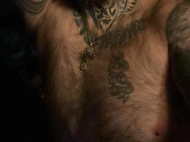 TattedDody - Live Sex Cam - 22022377