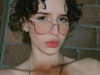 ThaliiaGomez - Live porn &amp; sex cam - 22023309