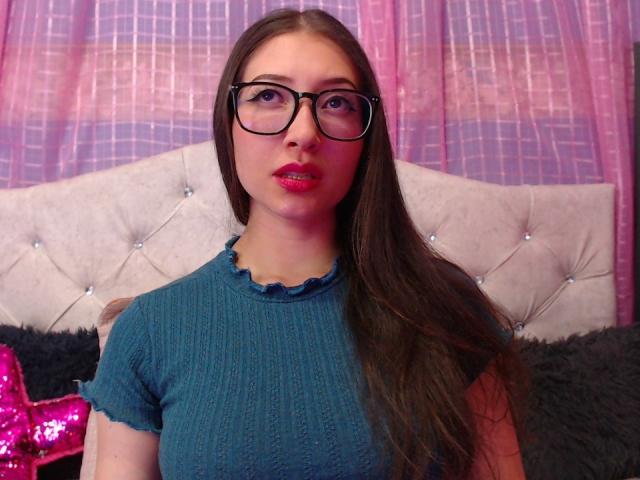 ElizabethMorrison - Live porn &amp; sex cam - 22024893