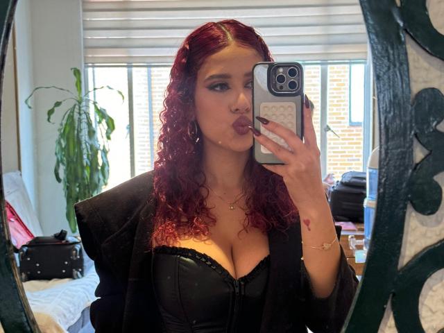 ValeryScot - Live sex cam - 22025333